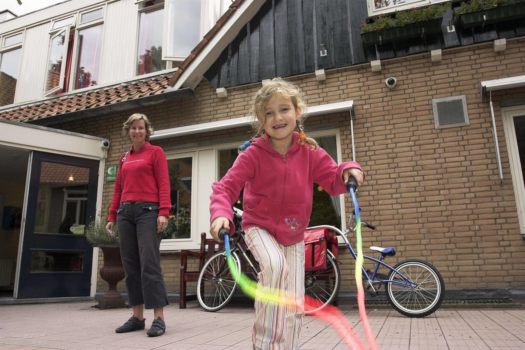 Stayokay Hostel Arnhem Eksteriør billede